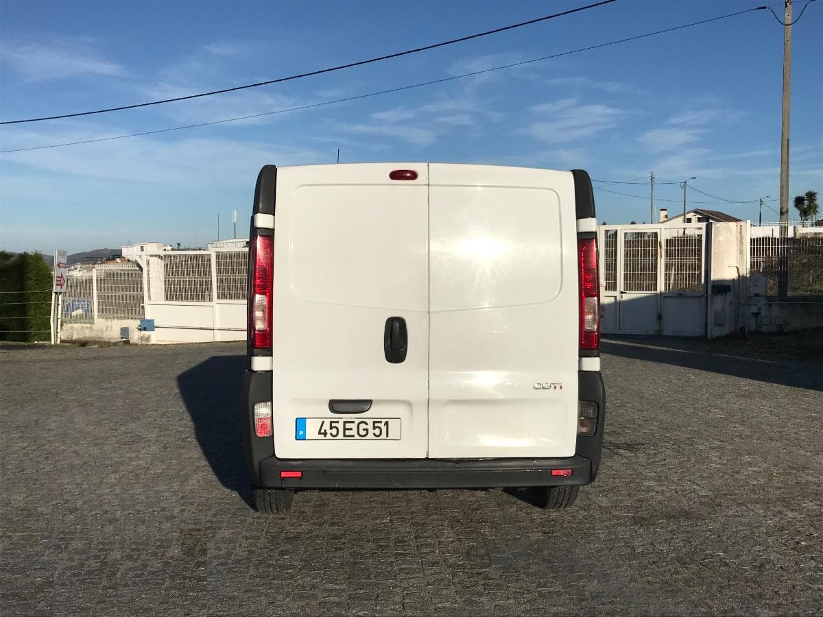 Opel Vívaro 2.0 TDCI · Ano 2007 — image 7