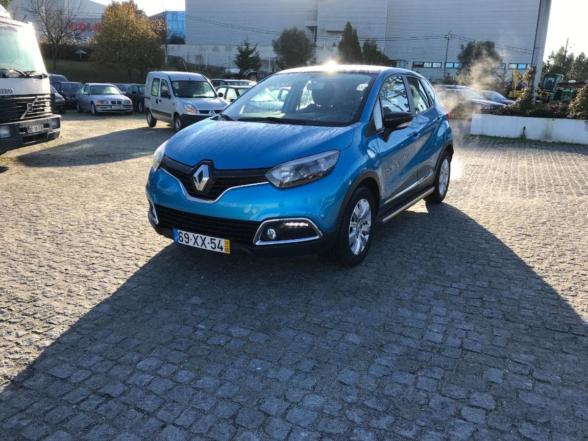 Renault Captur 1.5 DCI · Ano 2013 — imagem 5