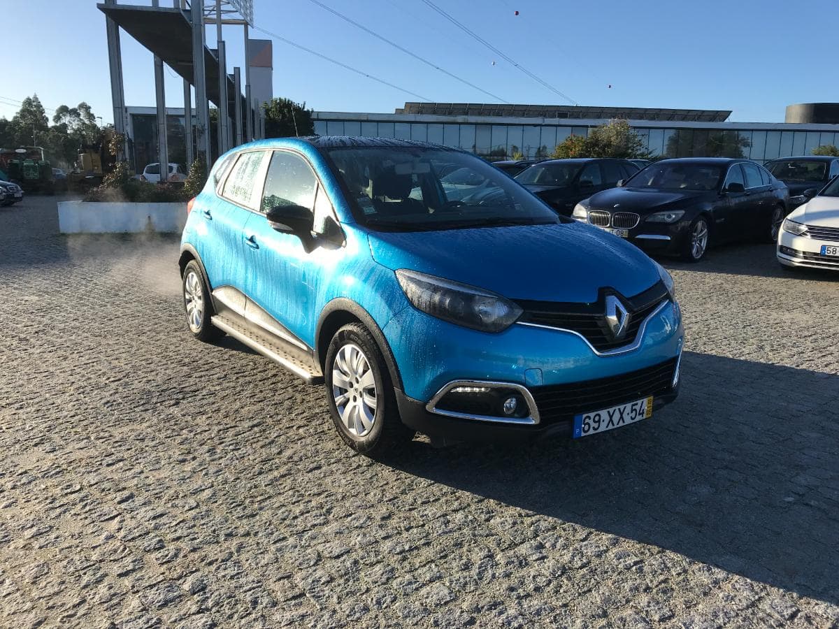 Renault Captur 1.5 DCI · Ano 2013 — imagem 1