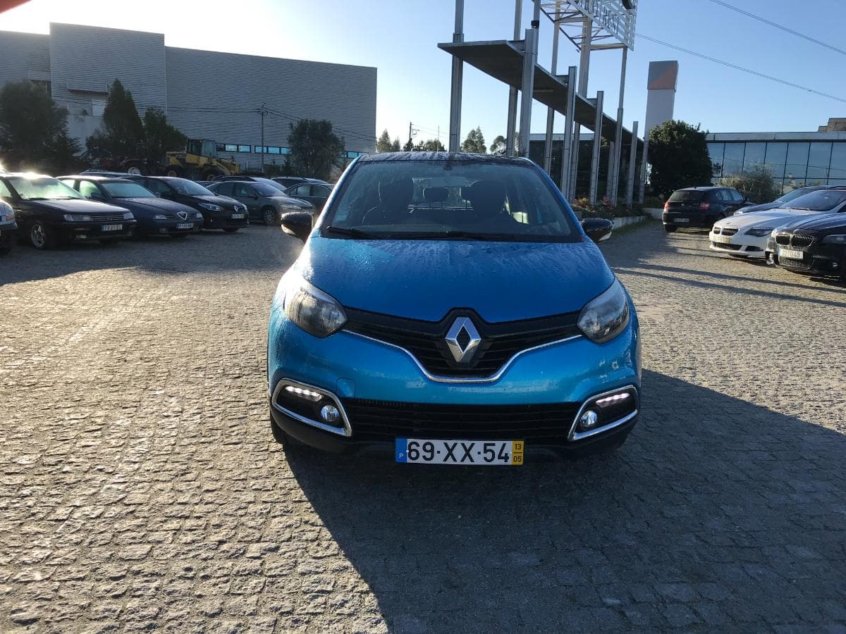 Renault Captur 1.5 DCI · Ano 2013 — imagem 2