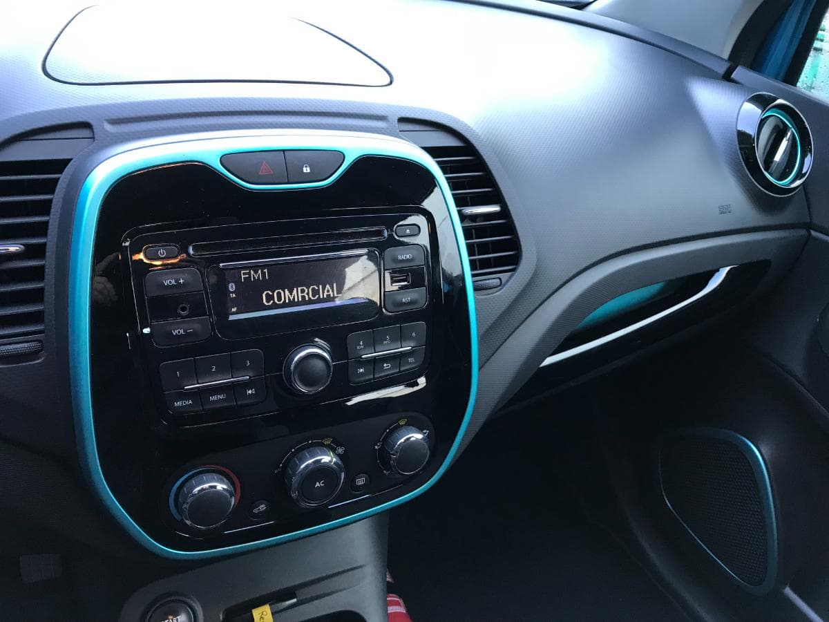 Renault Captur 1.5 DCI · Ano 2013 — imagem 18