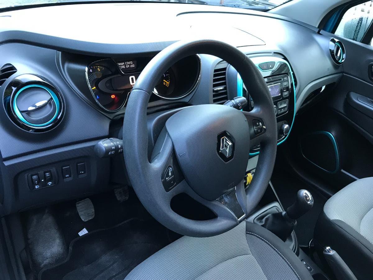 Renault Captur 1.5 DCI · Ano 2013 — imagem 25