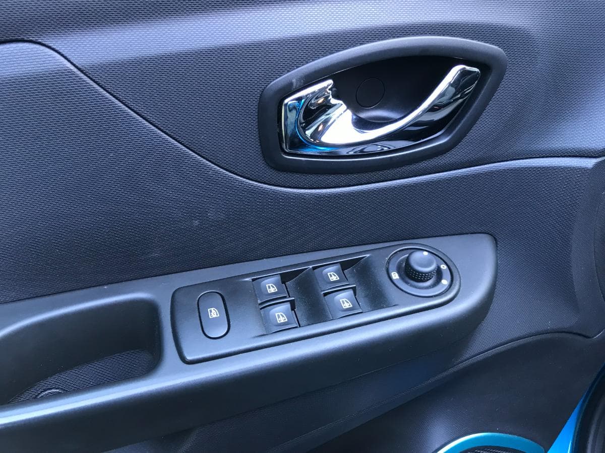 Renault Captur 1.5 DCI · Ano 2013 — imagem 26