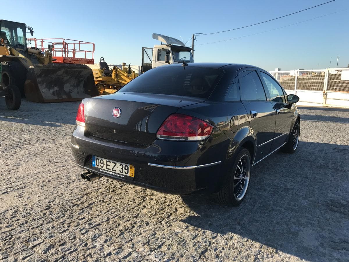 Fiat Linea 1.3 Multijet · Ano 2007 — imagem 5
