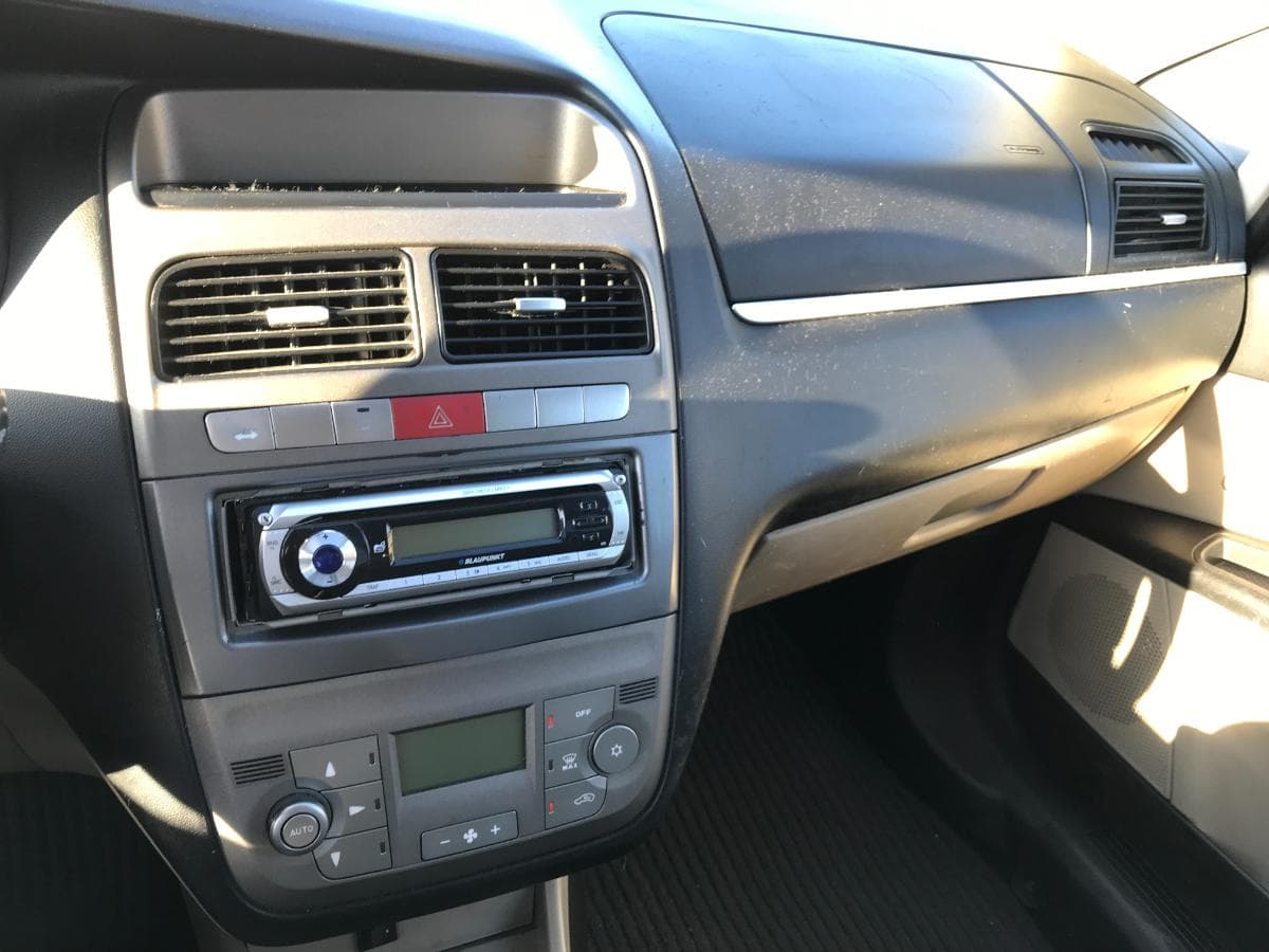 Fiat Linea 1.3 Multijet · Ano 2007 — imagem 24