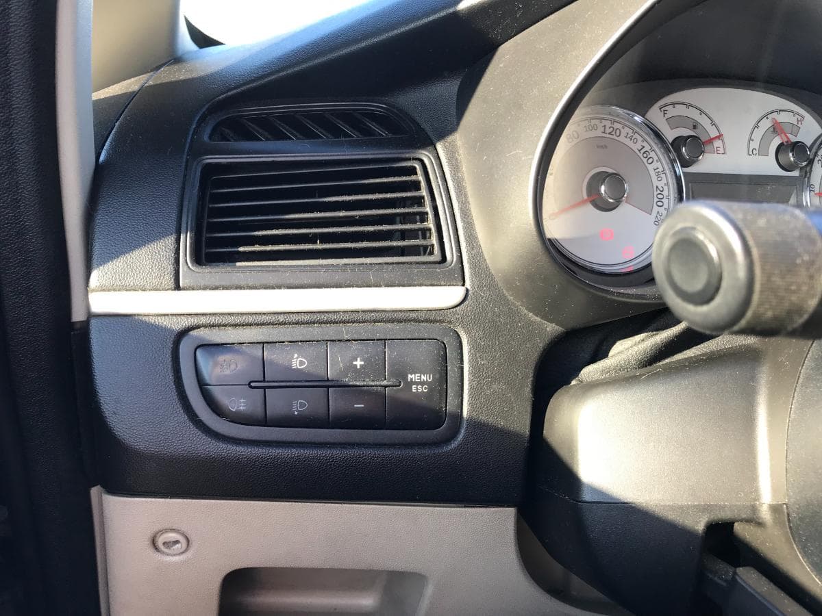 Fiat Linea 1.3 Multijet · Ano 2007 — imagem 31