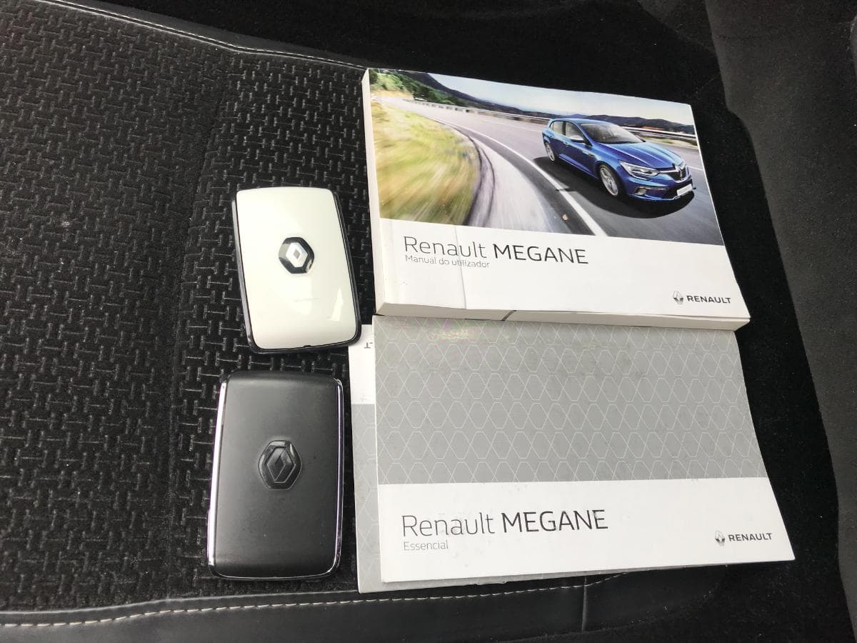 Renault Mégane 1.5DCI · Ano 2017 — image 35