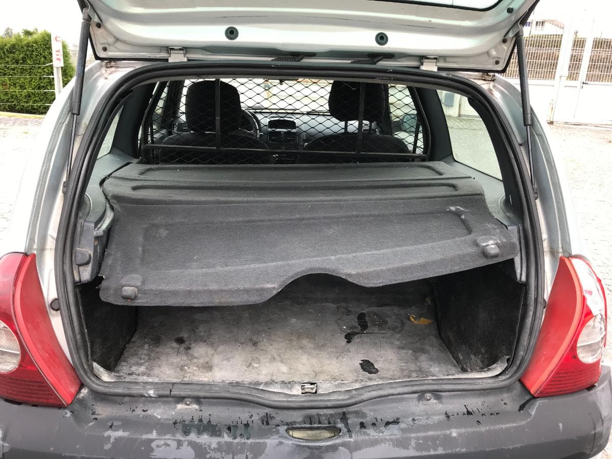 Renault Clio 1.5DCI · Ano 2003 — imagem 8