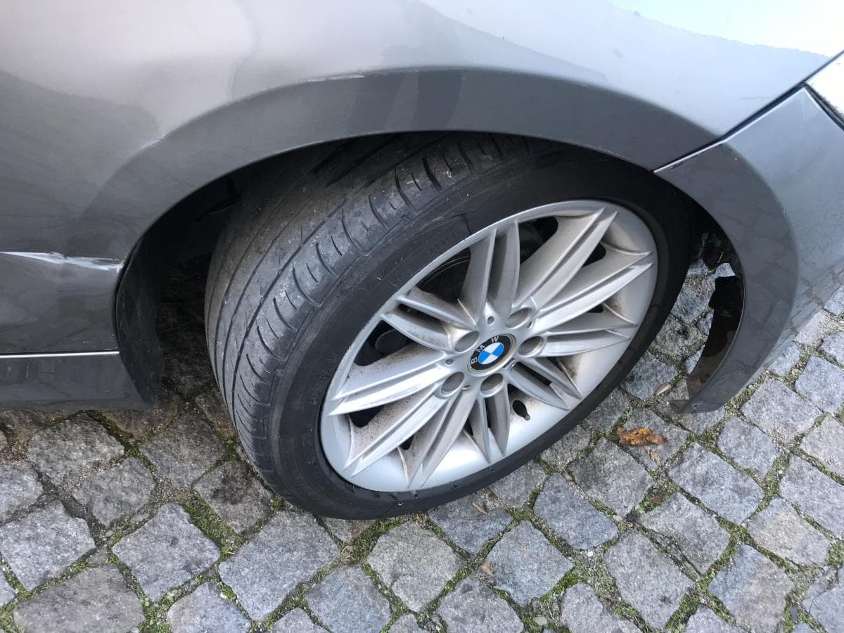 BMW 118D Cabrio · Ano 2010 — imagen 23