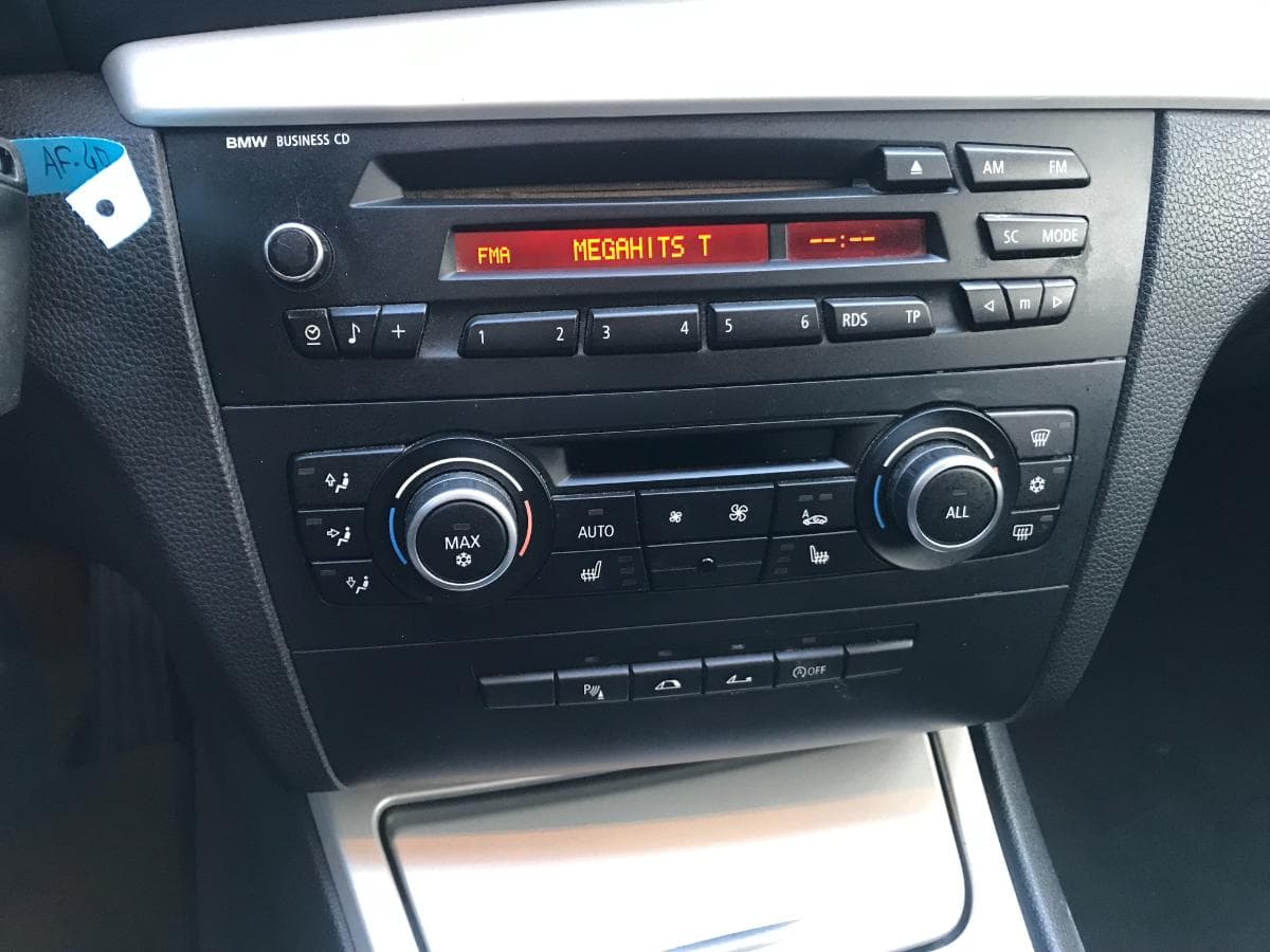 BMW 118D Cabrio · Ano 2010 — imagen 25