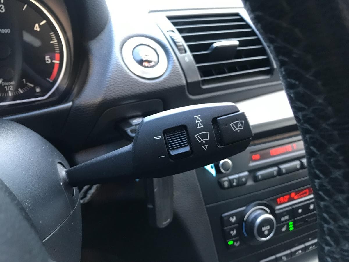 BMW 118D Cabrio · Ano 2010 — imagen 29