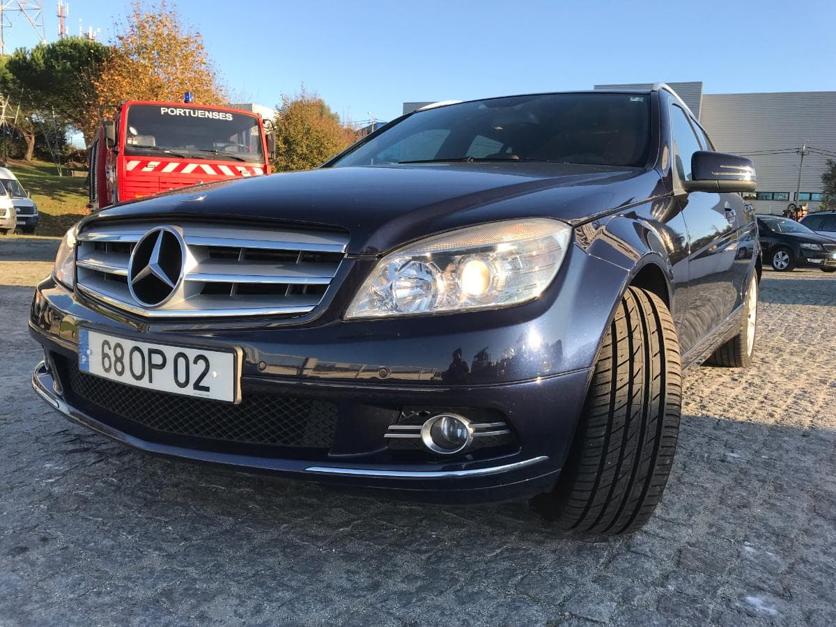Mercedes-Benz C 200 CDI · Ano 2009 — image 6