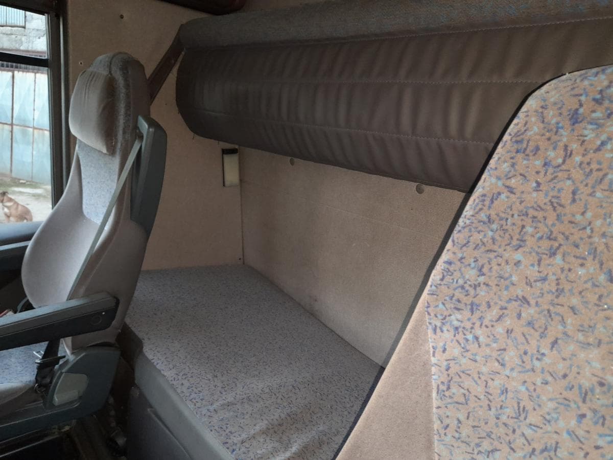 Renault AE 480 DXI — imagem 8