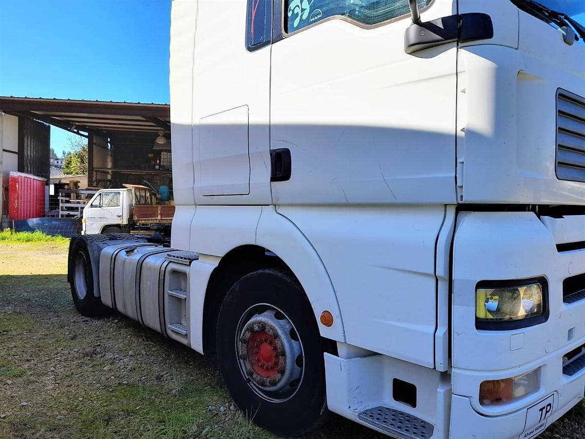 MAN TGA 440