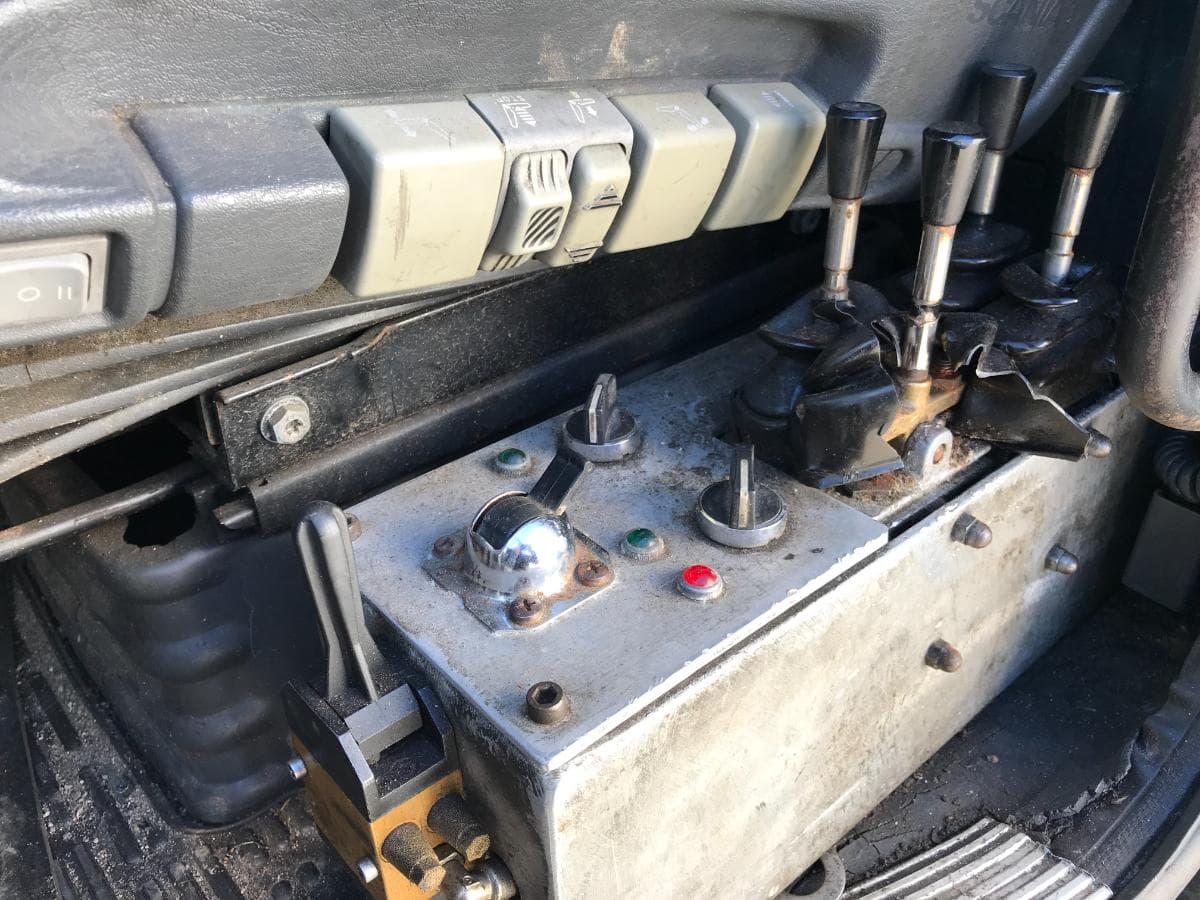 Scania 124L com Ampiroll · Ano 1997 — imagem 23