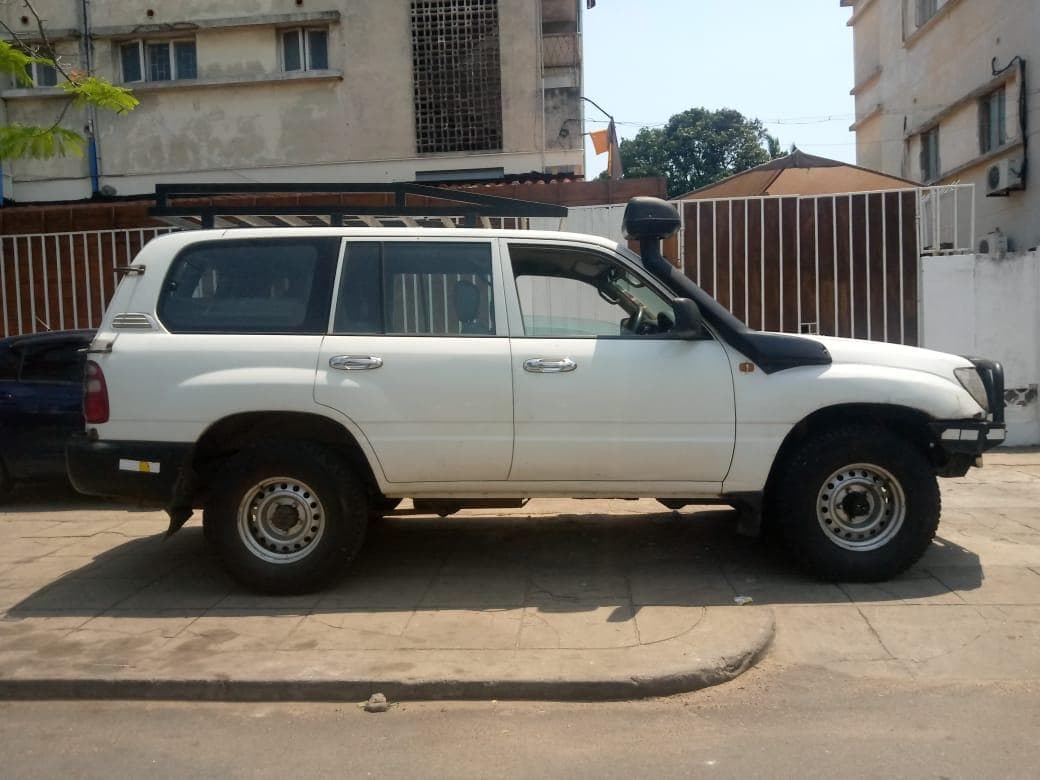 Toyota Land Cruiser · — image 5