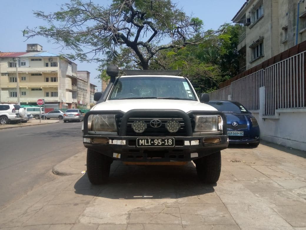 Toyota Land Cruiser · — image 6