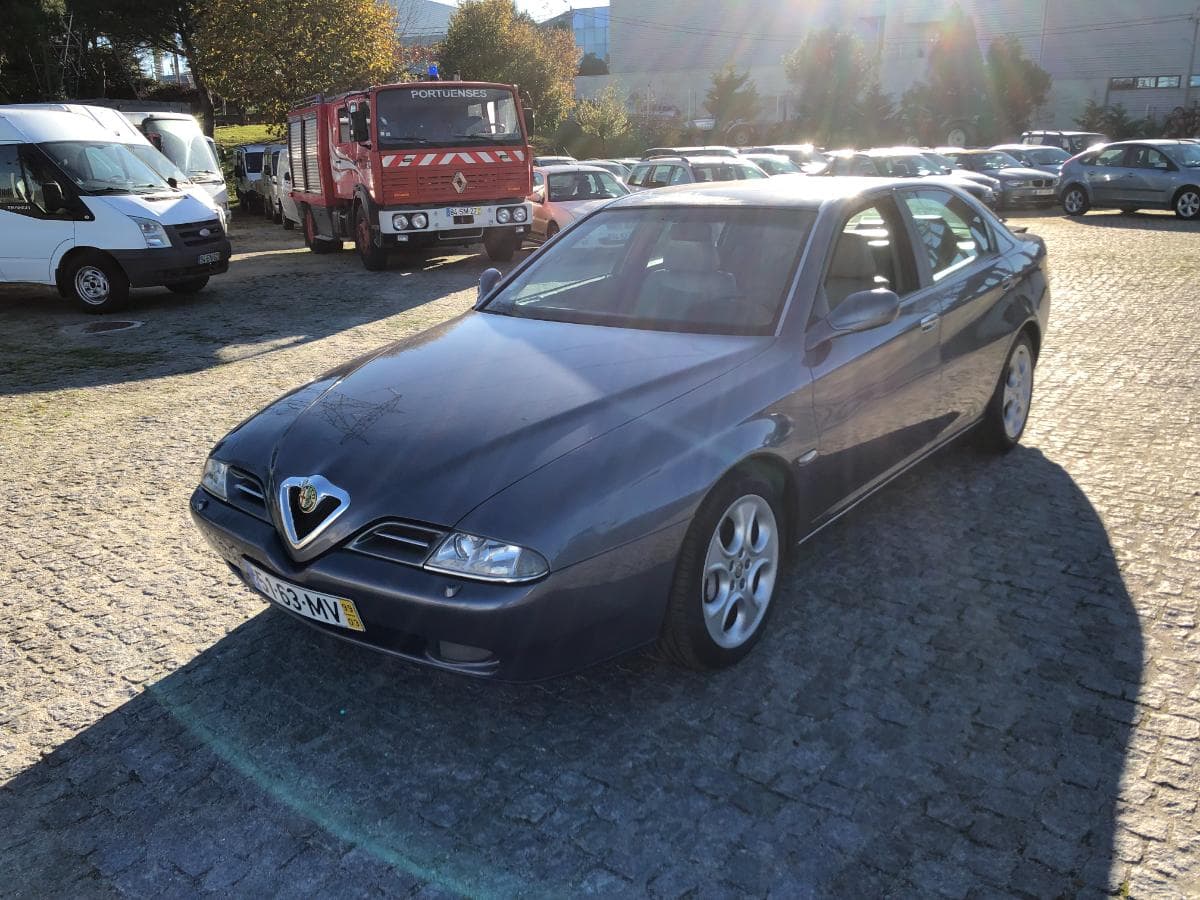 Alfa Romeo 166 3.0 V6 24V · Ano 1999 — image 4