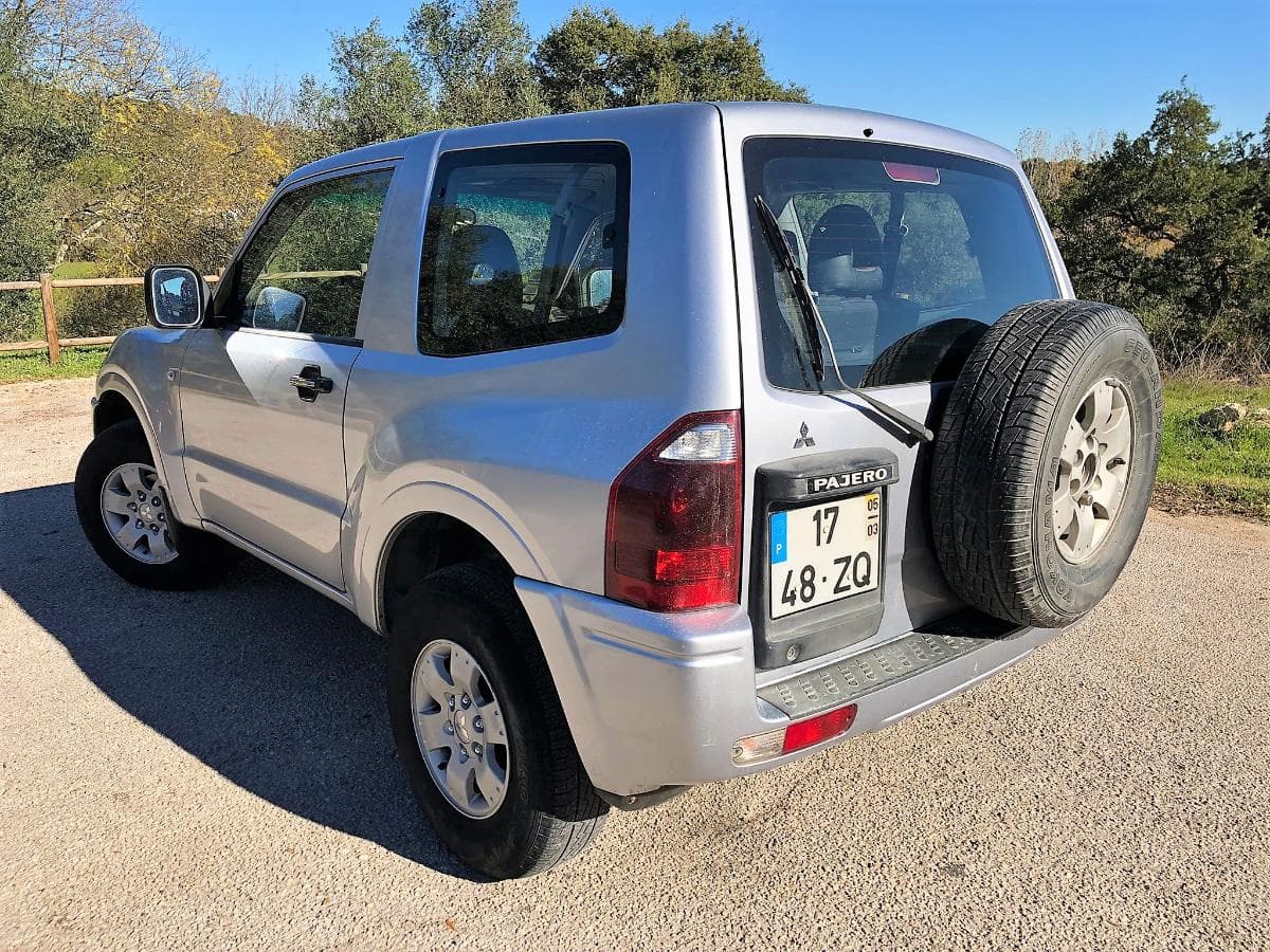 Mitsubishi Pagero — imagem 4