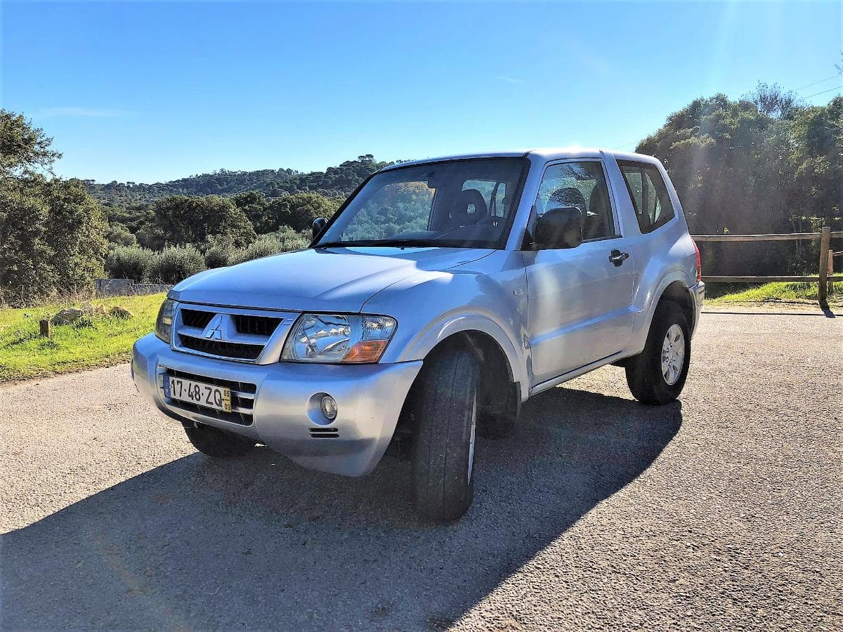 Mitsubishi Pagero — imagem 1