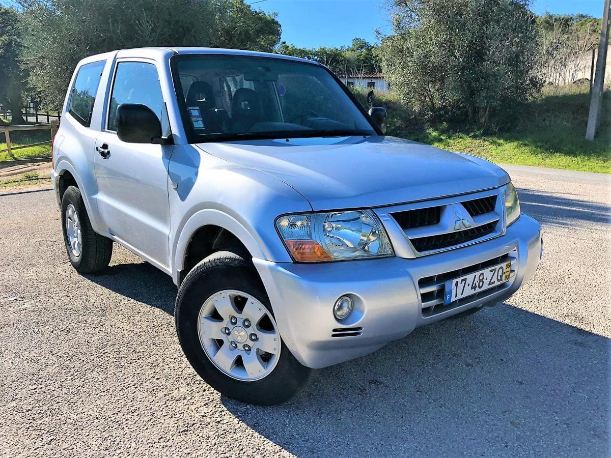 Mitsubishi Pagero — imagem 2