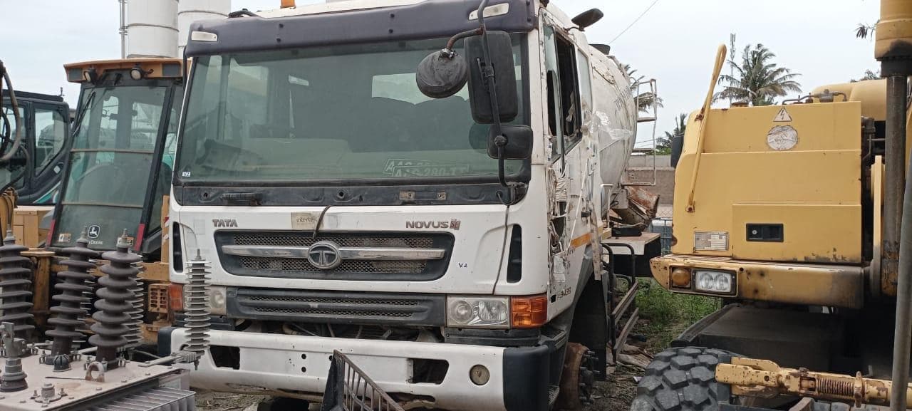 Autobetoneira de 7 M3 · Matola — imagem 19