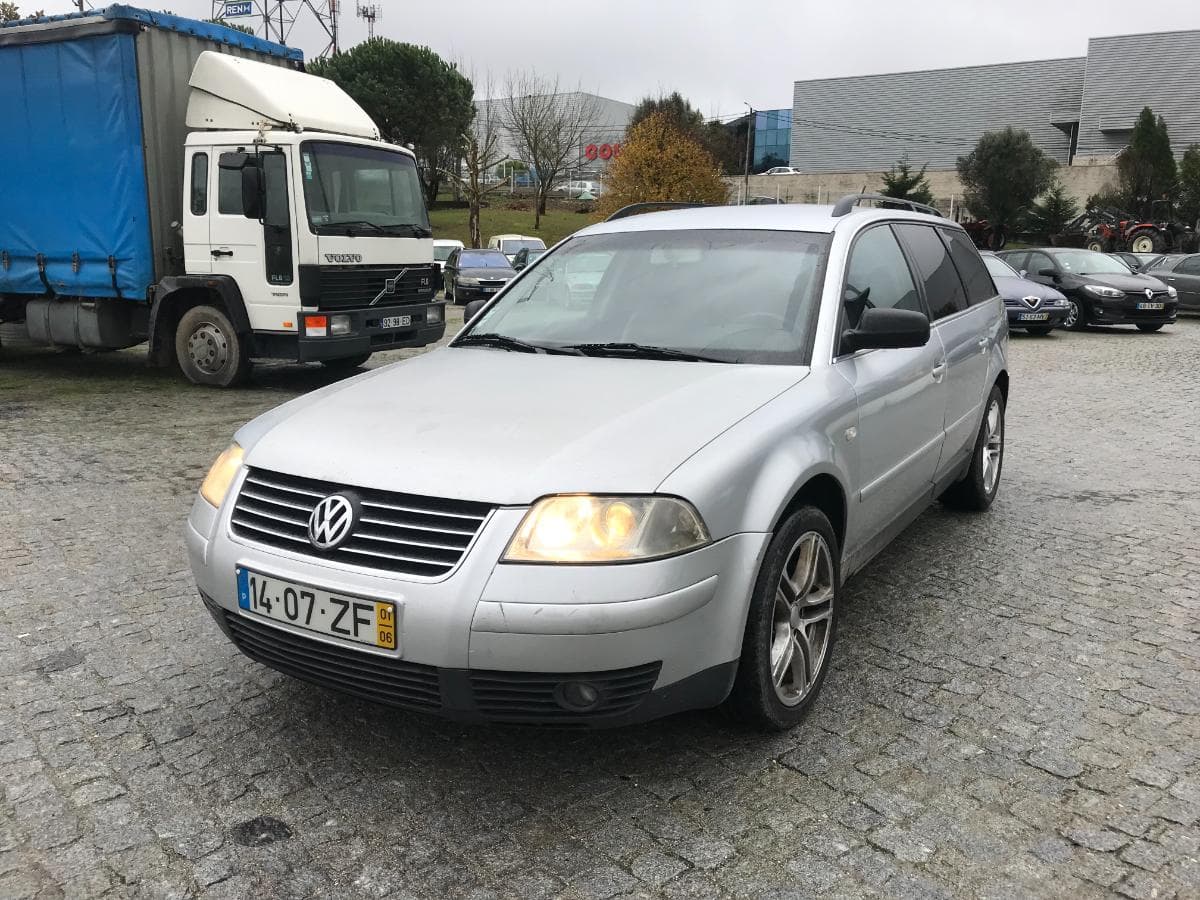 Volkswagen Passat 1.9TDI · Ano 2001 — image 5