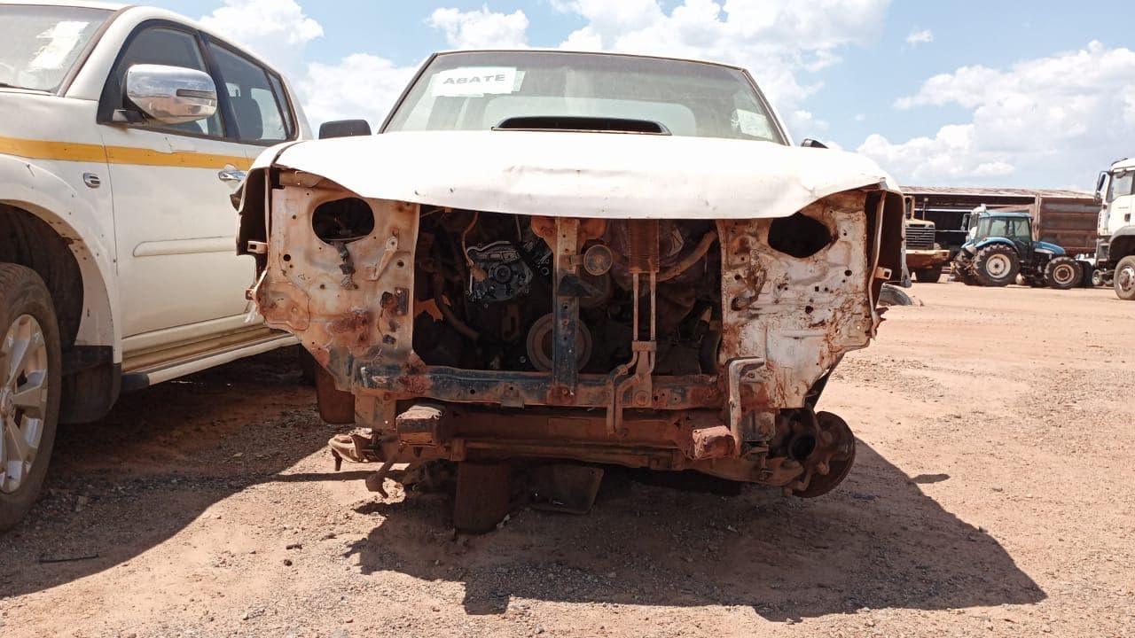 NISSAN HARDBODY 2.5 · Mocuba