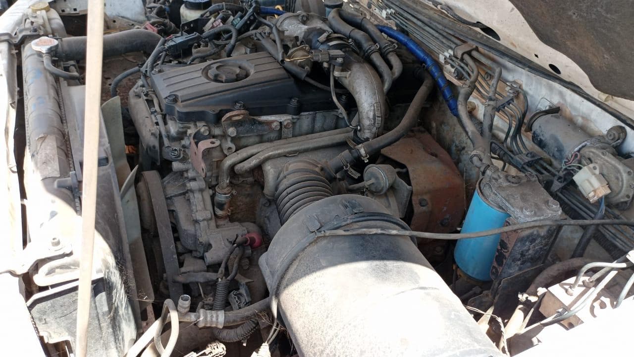 NISSAN HARDBODY 2.5 · Mocuba — imagen 7