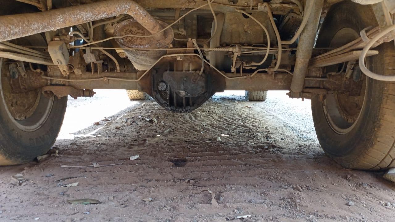 NISSAN HARDBODY 2.5 · Mocuba — imagen 16