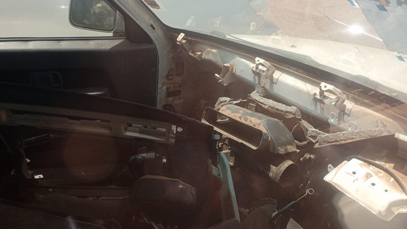 NISSAN HARDBODY 2.5 · Mocuba — imagem 2