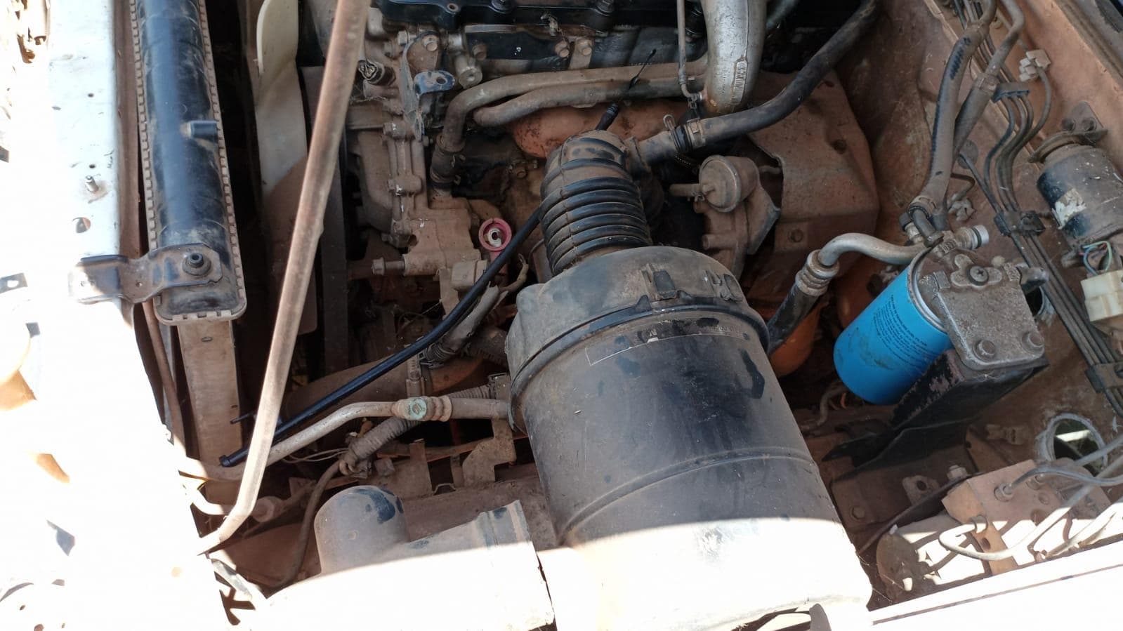 NISSAN HARDBODY 2.5 · Mocuba — imagem 5