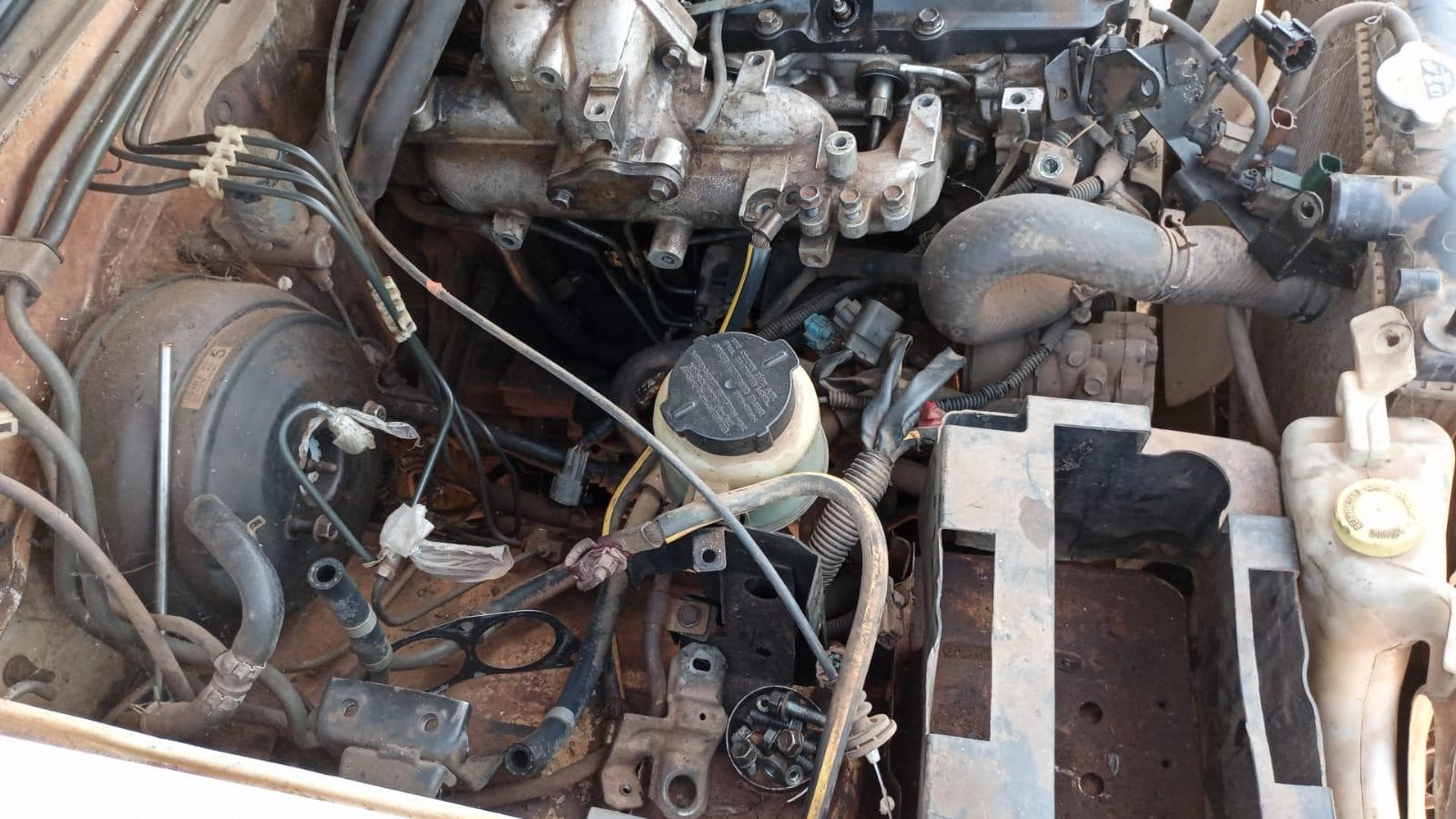 NISSAN HARDBODY 2.5 · Mocuba — imagem 7