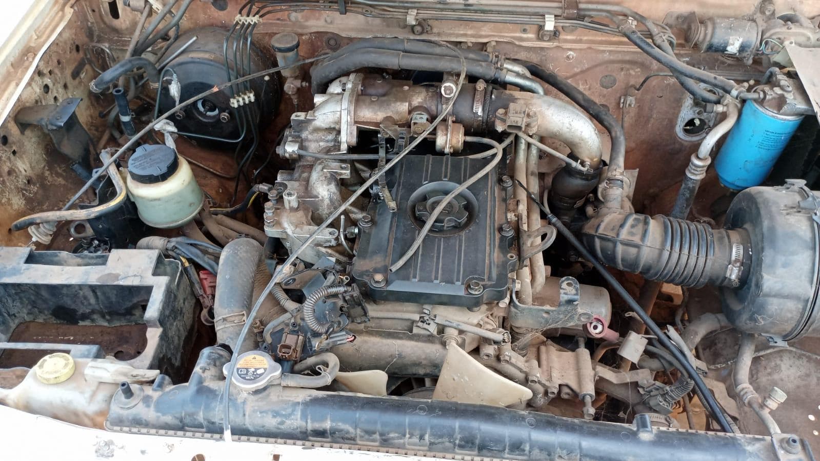 NISSAN HARDBODY 2.5 · Mocuba — imagem 11