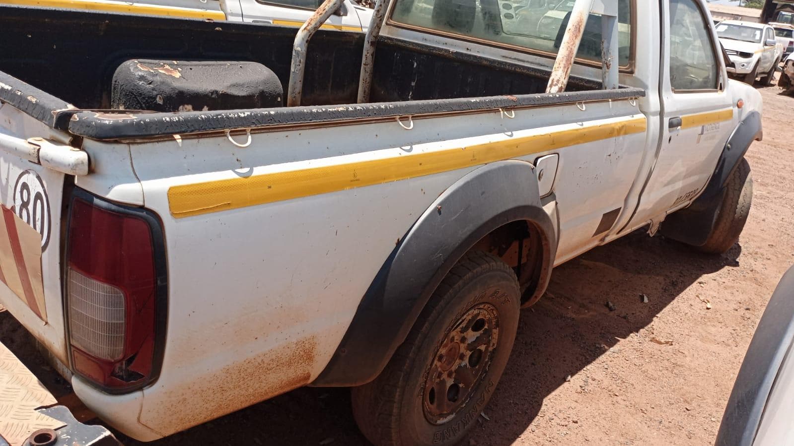 NISSAN HARDBODY 2.5 · Mocuba — imagen 2