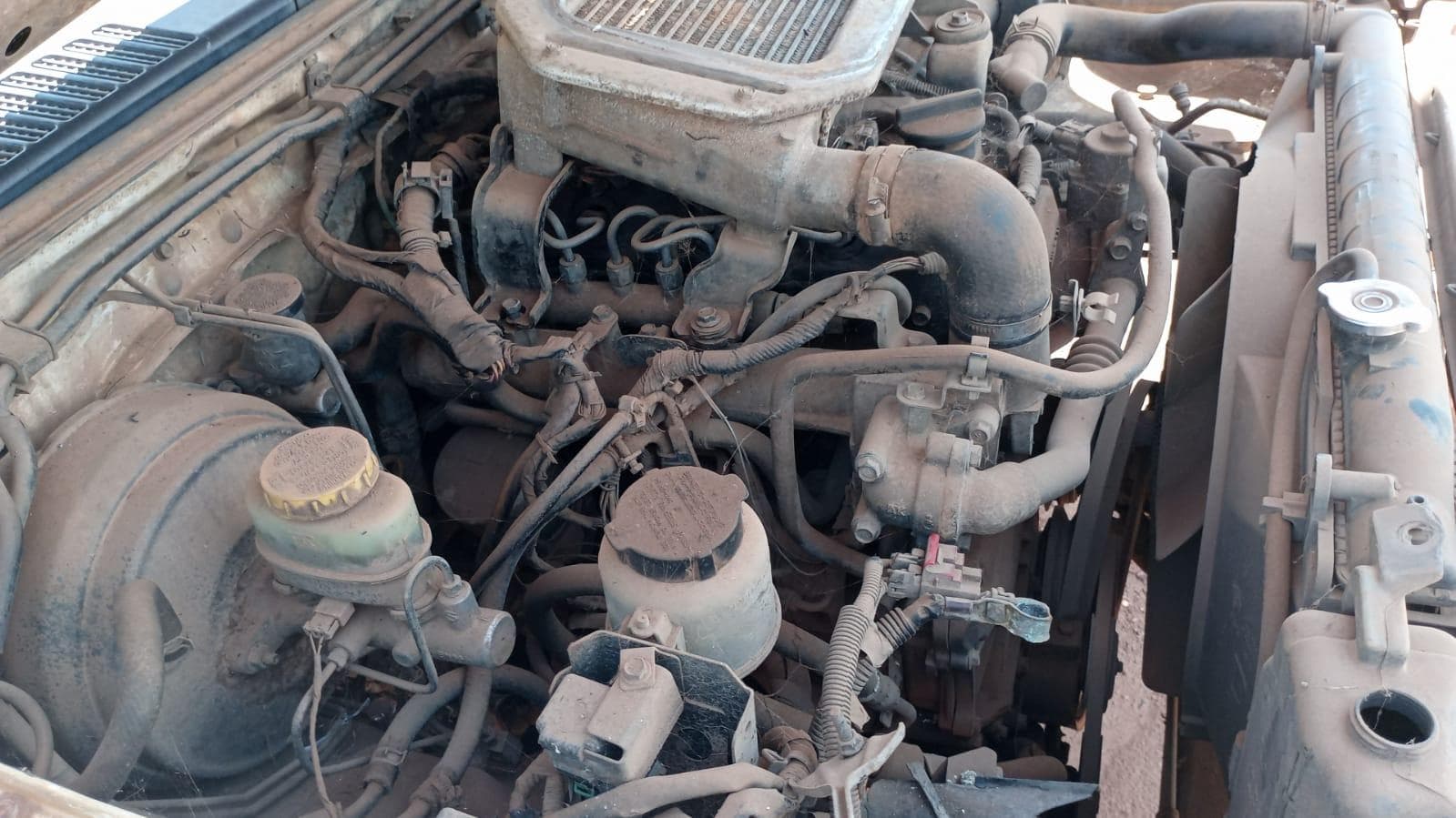 NISSAN HARDBODY 2.5 · Mocuba — imagen 13