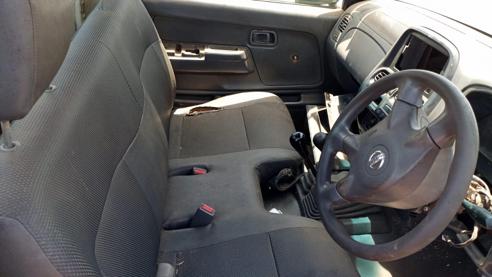 NISSAN HARDBODY  · Mocuba — imagen 6