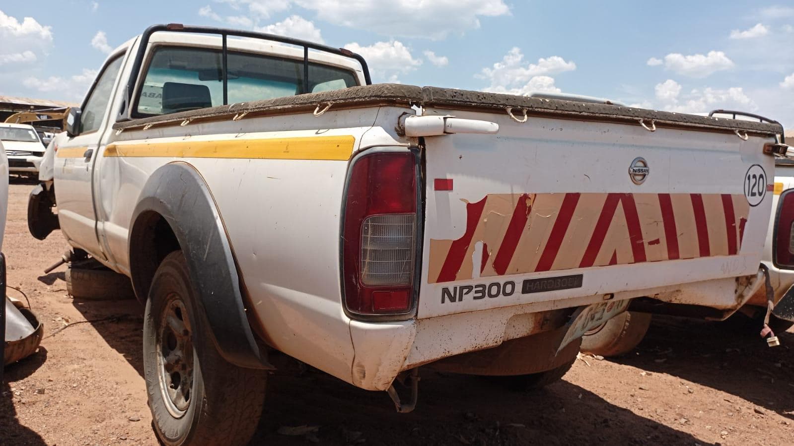 NISSAN HARDBODY  · Mocuba — imagen 8