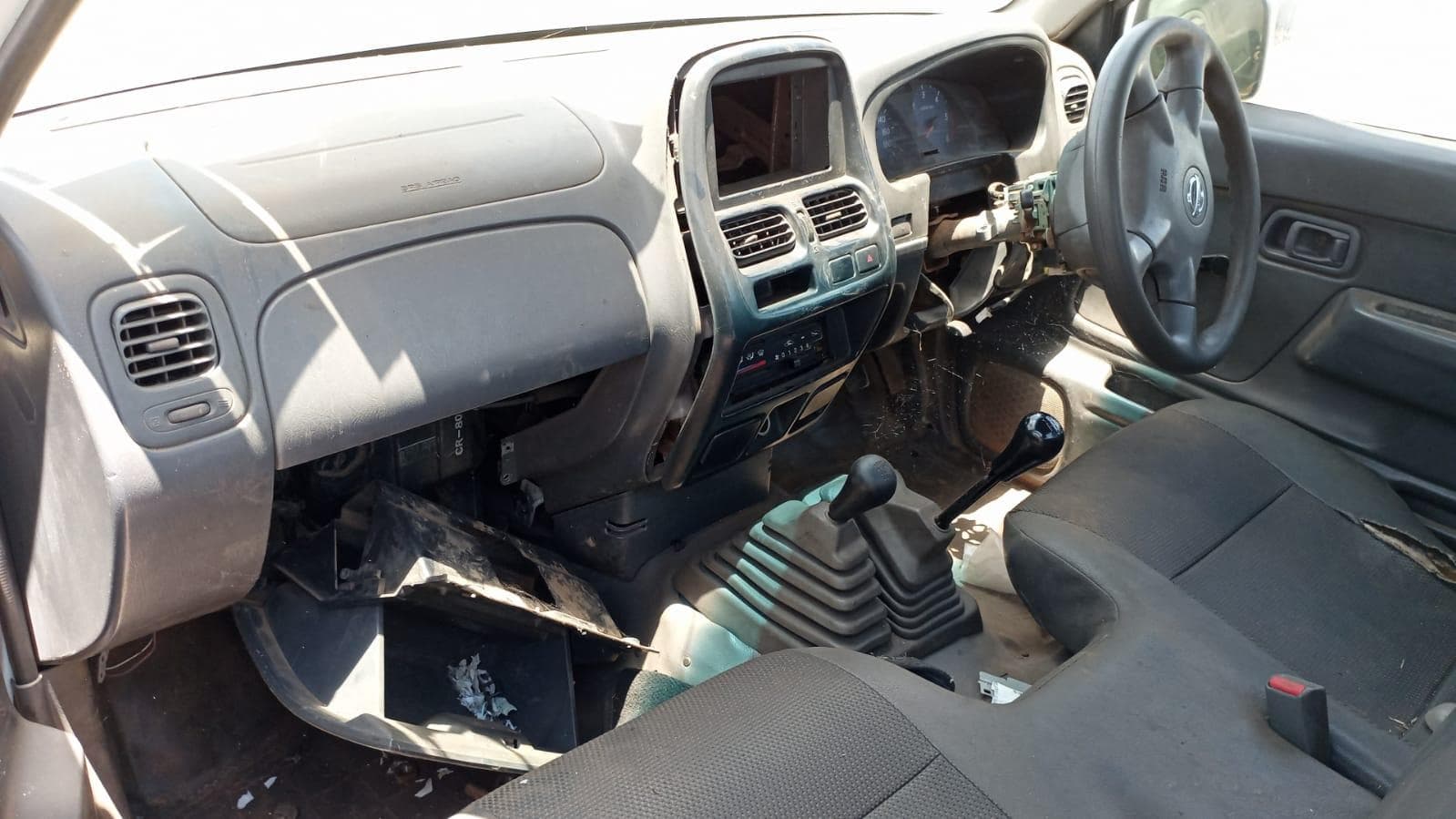 NISSAN HARDBODY  · Mocuba — imagen 10