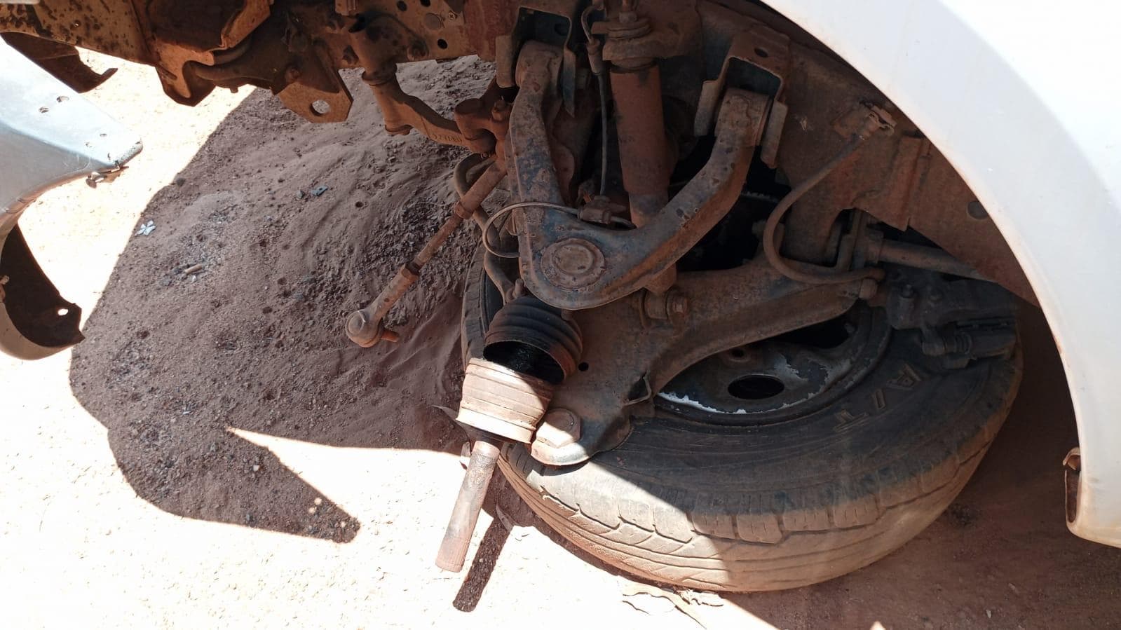 NISSAN HARDBODY  · Mocuba — imagen 12