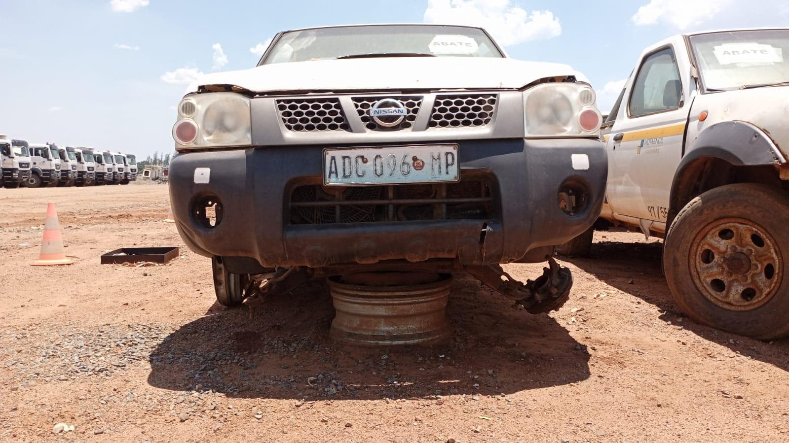 NISSAN HARDBODY  · Mocuba
