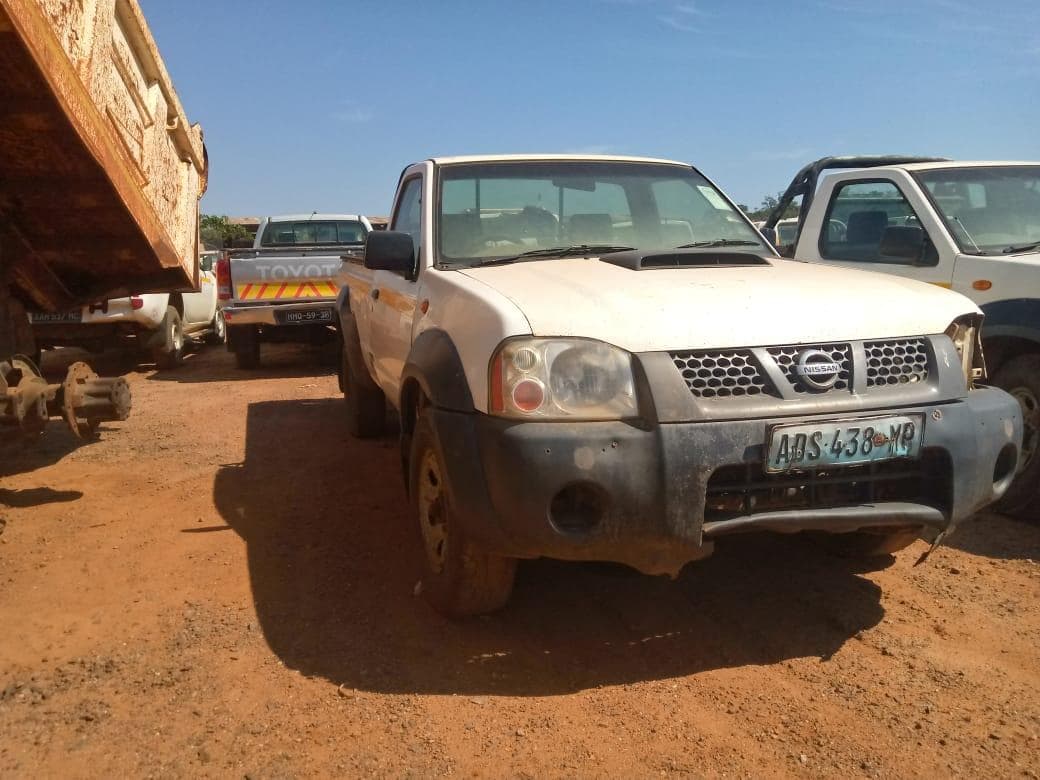 NISSAN, modelo HARDBODY · Mocuba — imagem 3