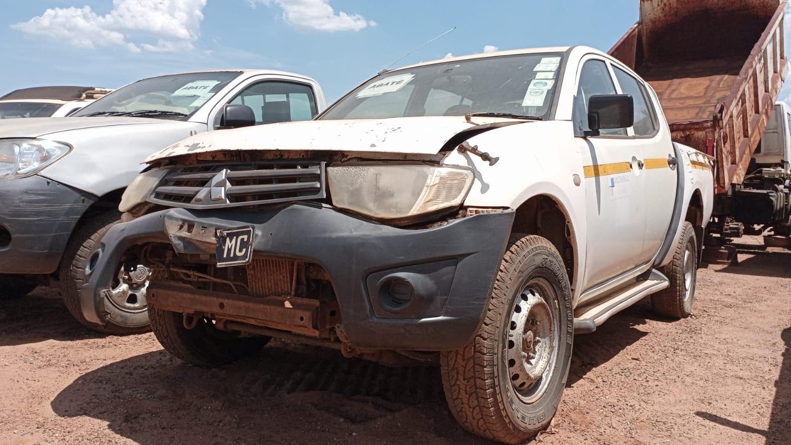MITSUBISHI L200 · Mocuba