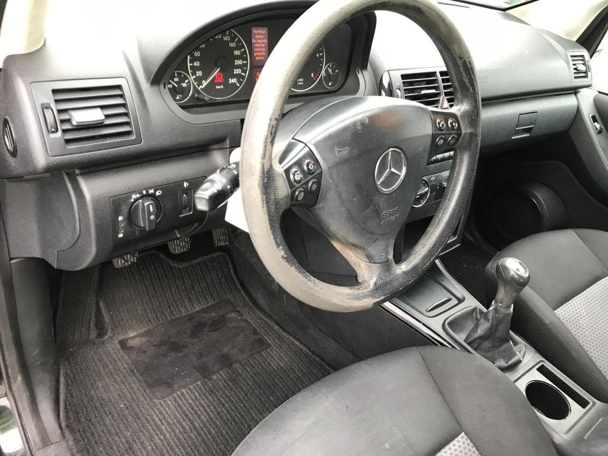 Mercedes A 180 CDI · Ano 2006 — imagen 31