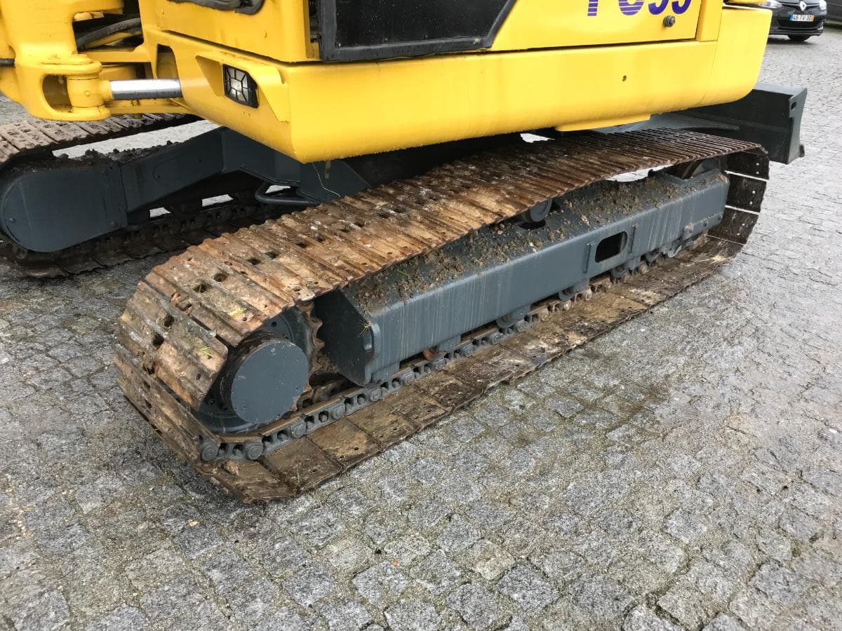 Mini Giratória Komatsu PC95 — image 6