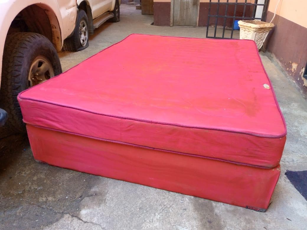 Cama de casal · — imagen 1