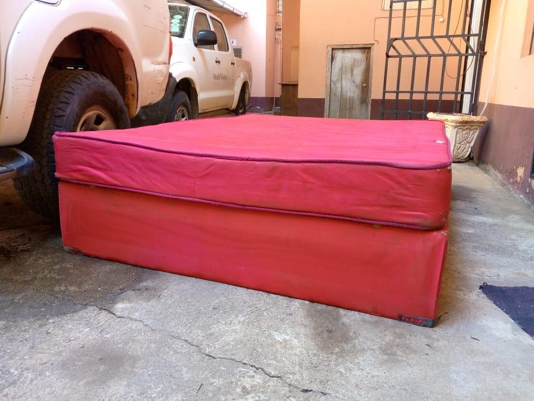 Cama de casal · — imagen 3