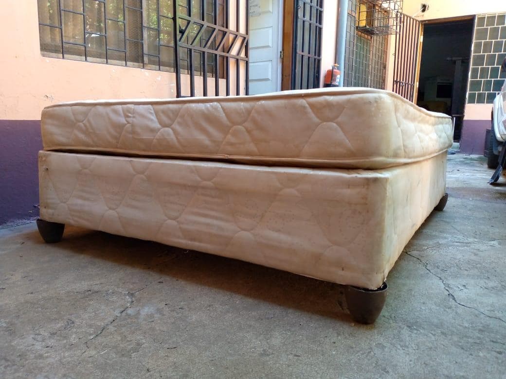 Cama de casal · — imagen 3