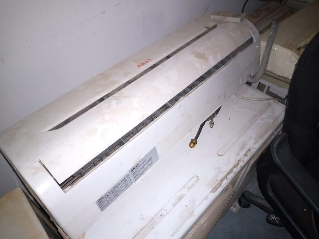 AKAI air conditioning · — image 2