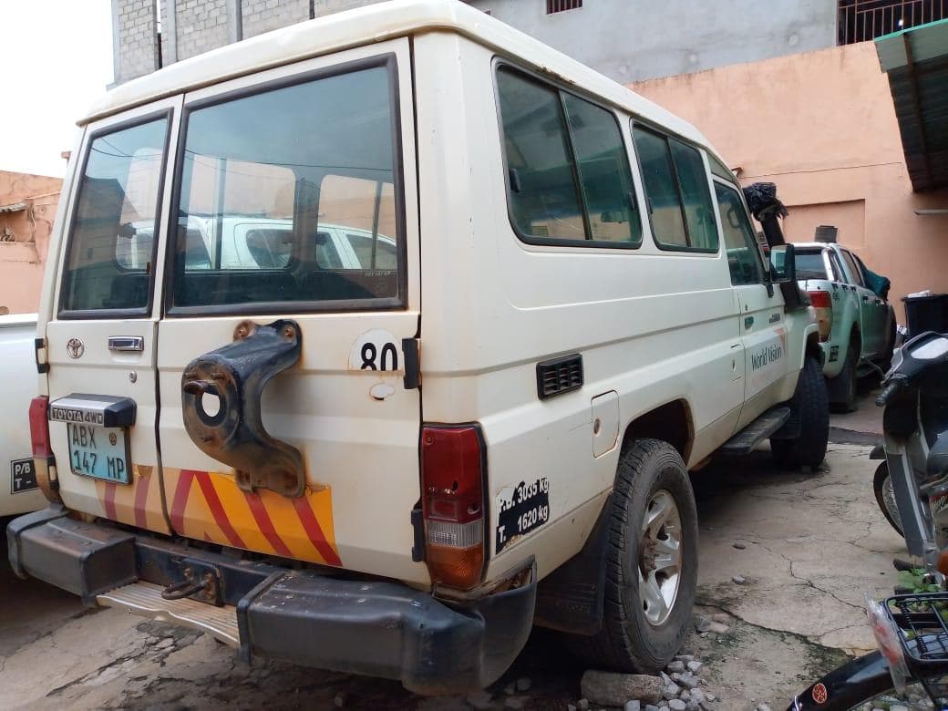 Toyota Land Cruiser · — imagen 6